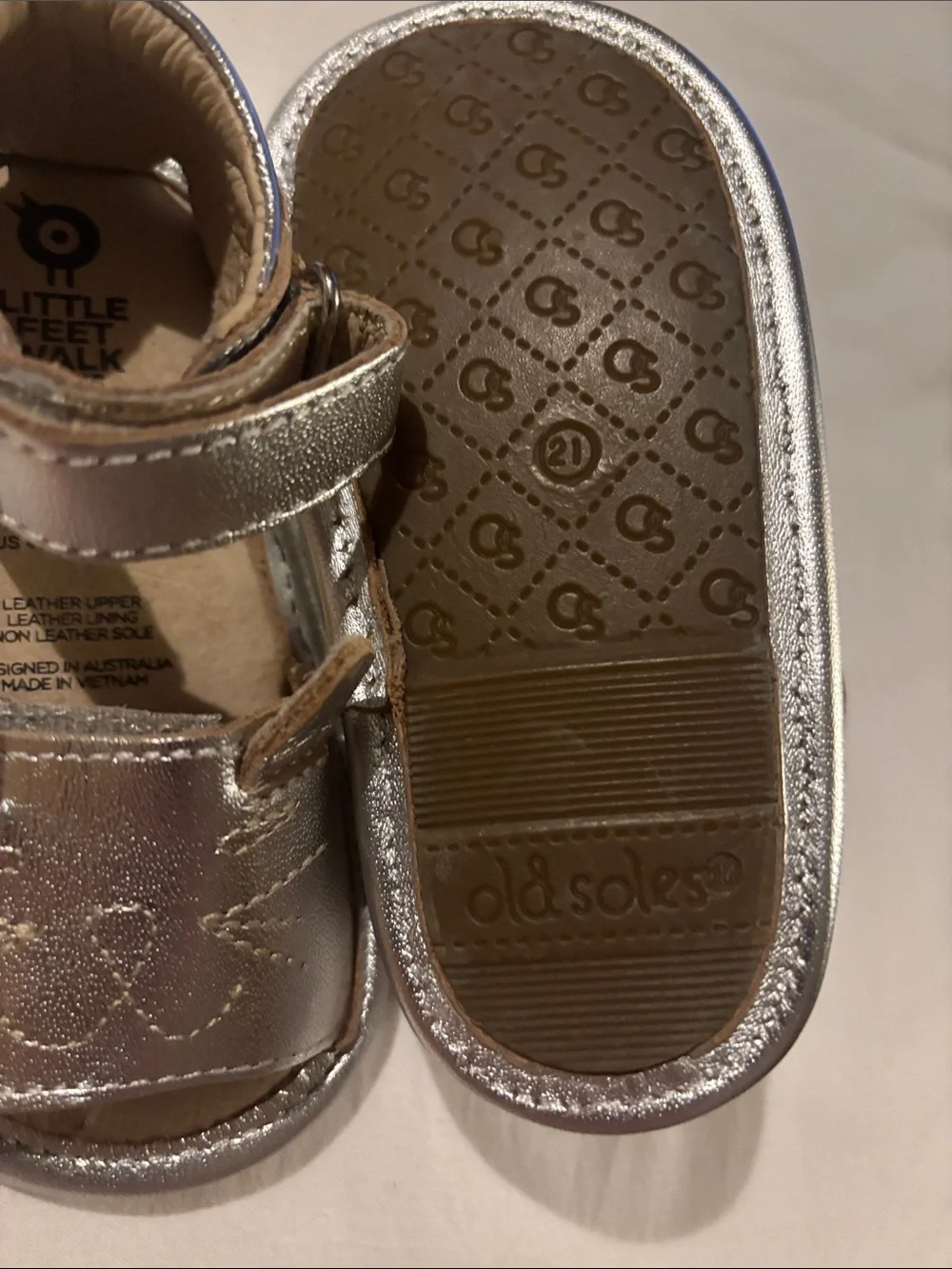 NWOT Old Soles Silver Cat-Accent Baby Sandals